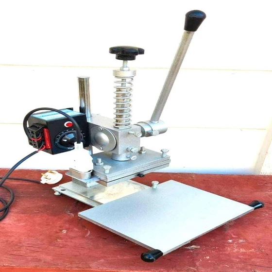 foil-stamping-machine-2.webp