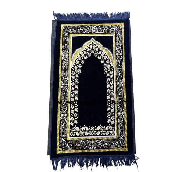 islamic-prayer-mat-2.webp