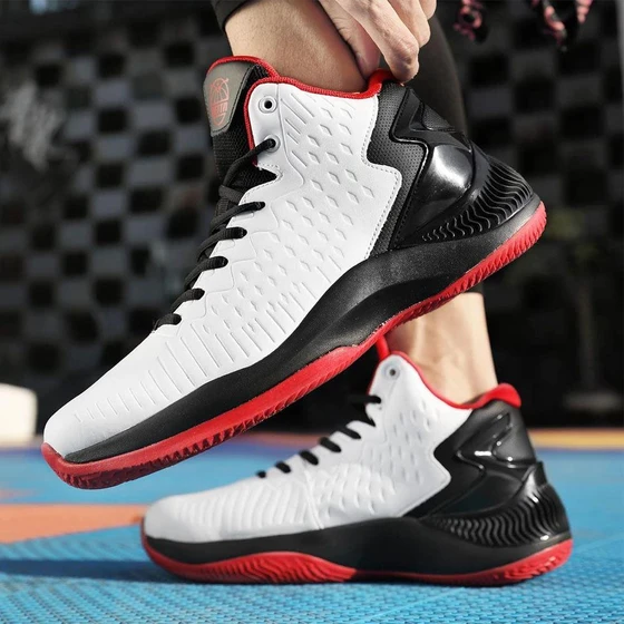 men-basketball-shoe-2.webp