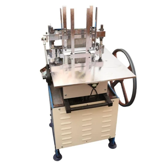 card-punching-machine-2.webp