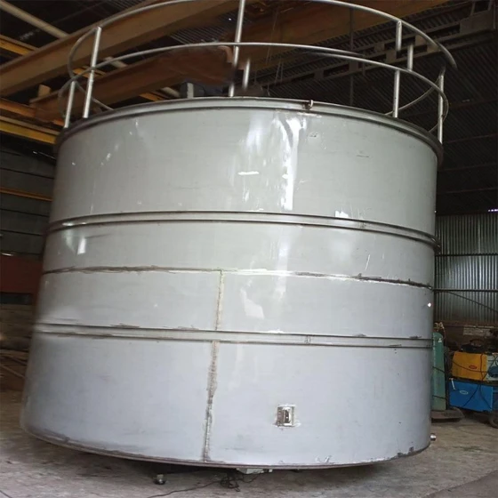 chemical-ss-storage-tank-2.webp