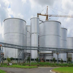 Oil Commercial Storage Tanks
