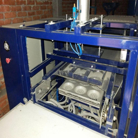 thermocol-plate-machine-2.webp