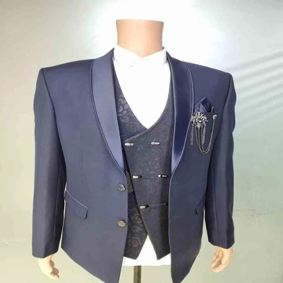 mens-3-piece-suit.webp