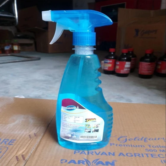 liquid-glass-cleaner-2.webp