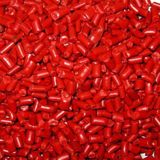 red-nylon-scrap-2.webp