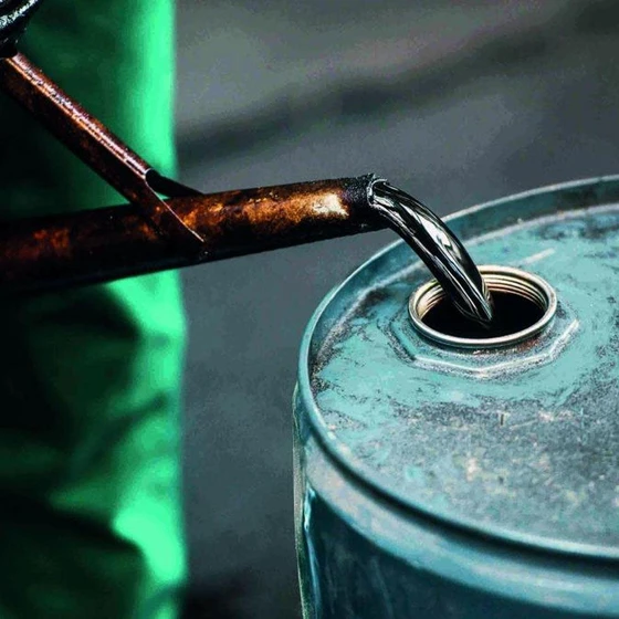 petroleum-liquid-oil-2.webp