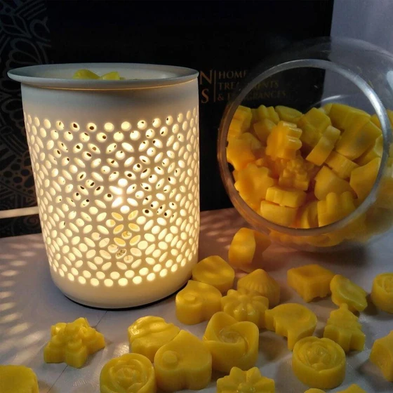 pvc-wax-cube-2.webp