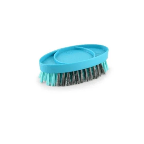 plastic-clothes-brushes-2.webp