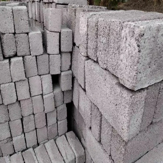 cement-concrete-brick-2.webp