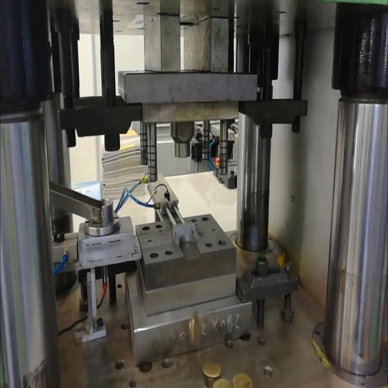 coining-hydraulic-press-2.webp
