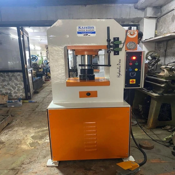coin-hydraulic-press-machines-1.webp