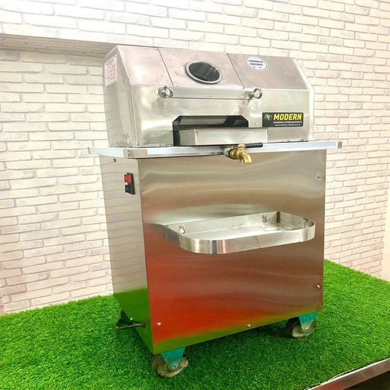 commercial-sugarcane-juice-machine-1.webp
