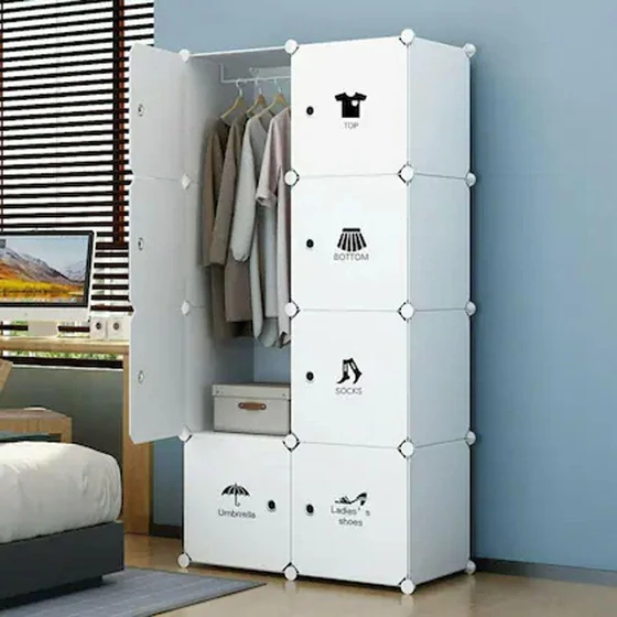 small-drawers-wardrobe-2.webp