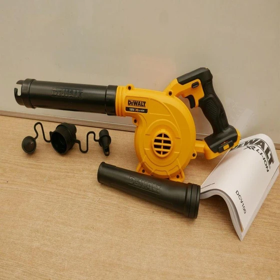 compact-leaf-blower-2.webp