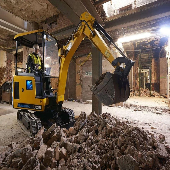 hydraulic-extractor-mini-jcb-2.webp