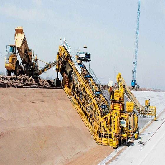 paver-canal-machine-2.webp