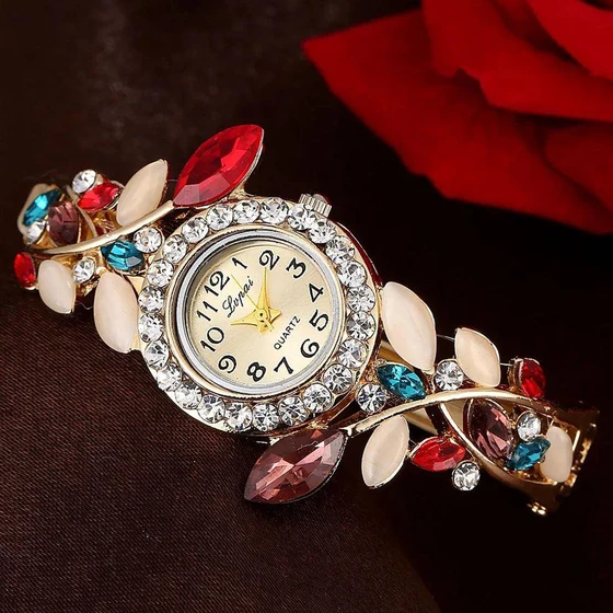 ladies-stylish-wrist-watch-2.webp
