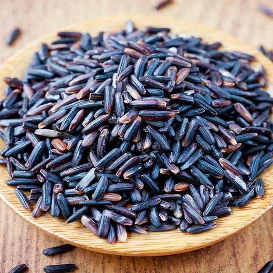 black-rice-production-in-india.webp