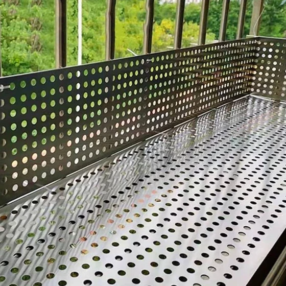 railing-ss-perforated-sheet-2.webp
