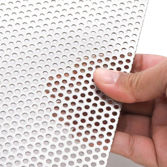 gate-panel-ss-perforated-sheet-2.webp