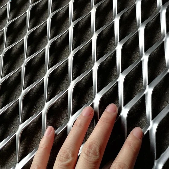 aluminium-honeycomb-grating-2.webp