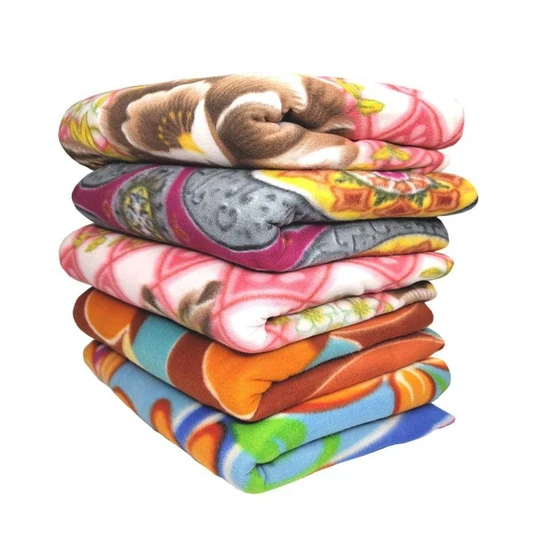 printed-woolen-blankets-1.webp