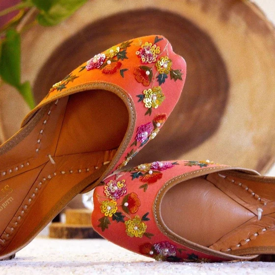 fairy-tale-juttis-1.webp