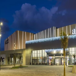 Commercial Mall Building