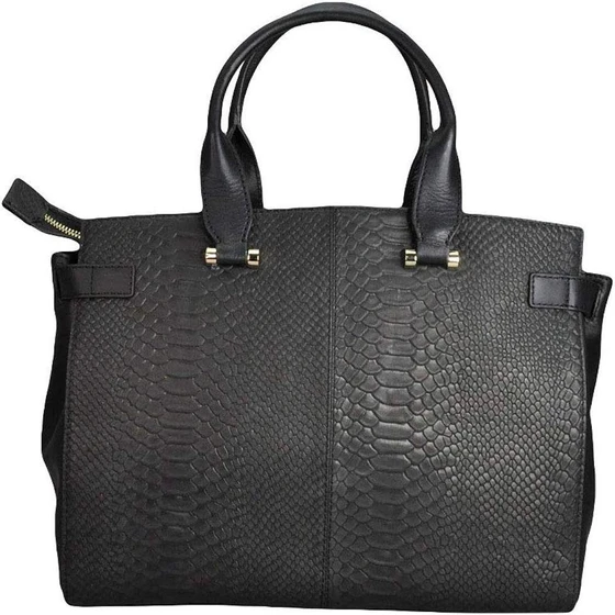 zip-closer-leather-bags-2.webp