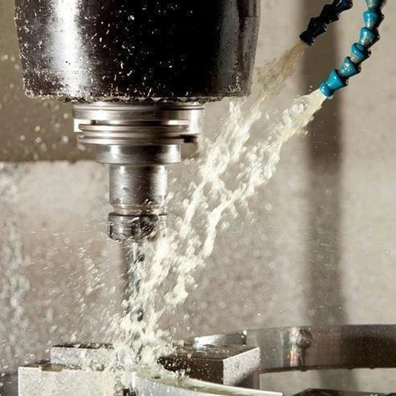 soluble-cutting-oils-1.webp