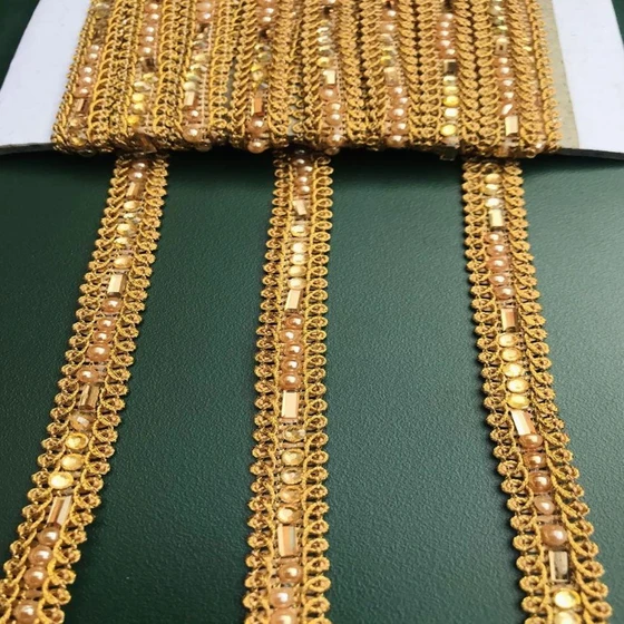 golden-zari-laces-2.webp