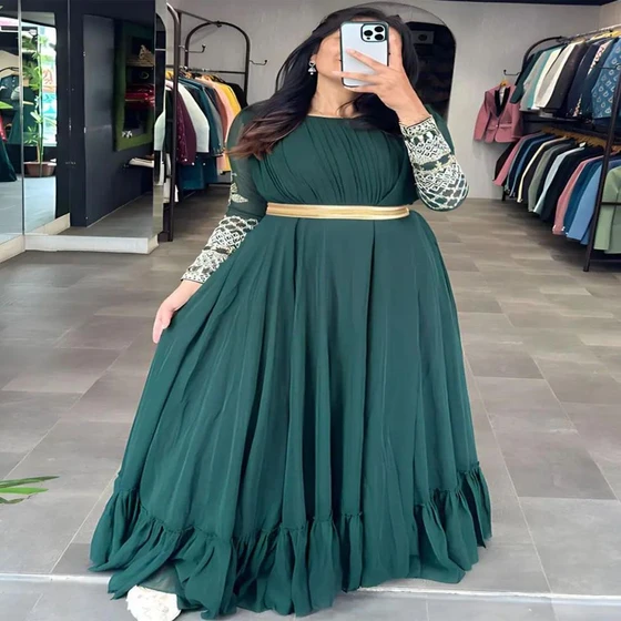 party-wear-gown-2.webp