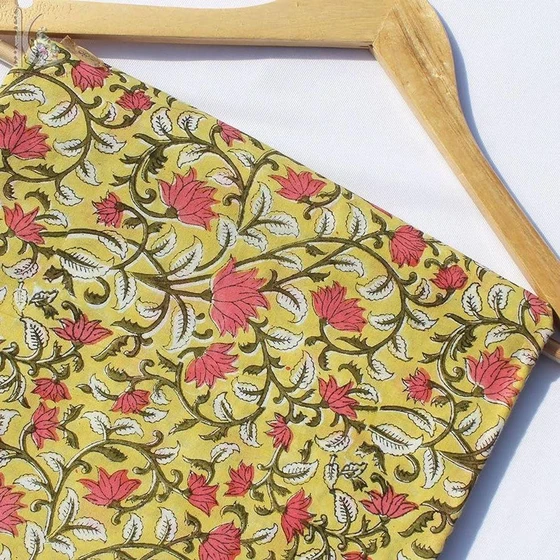 cotton-printed-fabrics-2.webp