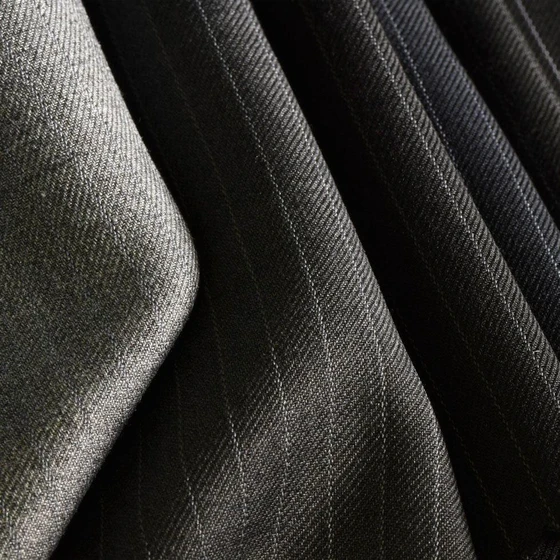 rayon-suiting-fabric-2.webp