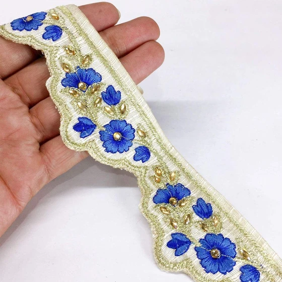 fancy-embroidered-lace-2.webp