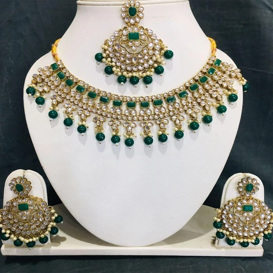 kundan-jewellery-set-2.webp