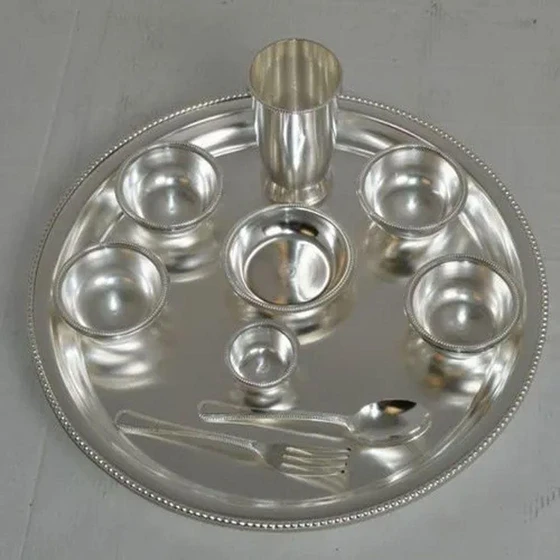 silver-plated-thali-set-2.webp
