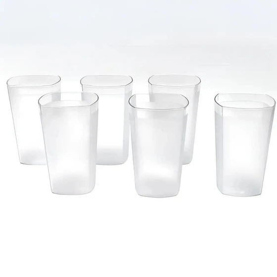 square-plastic-water-glass-2.webp