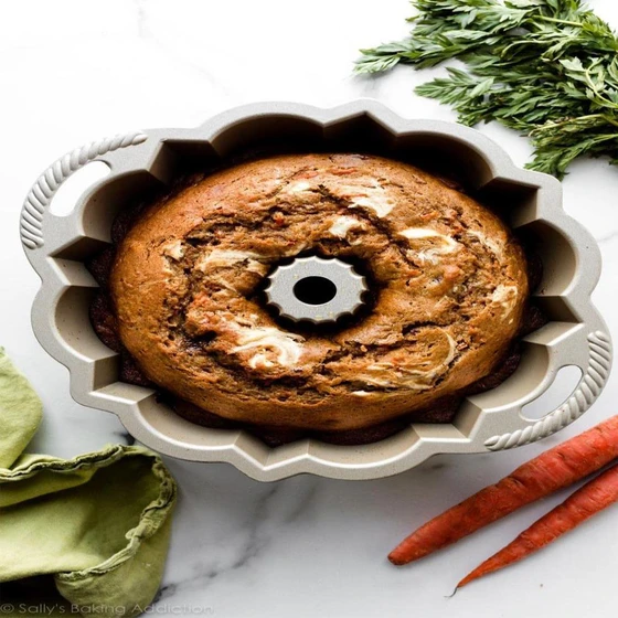 cake-baking-pans-2.webp