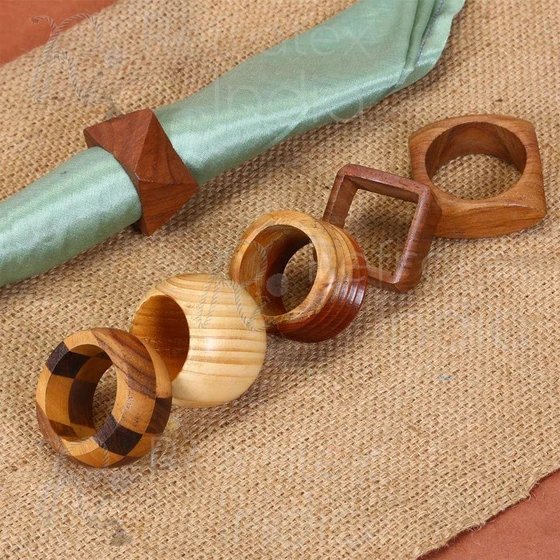 wooden-napkin-ring-2.webp