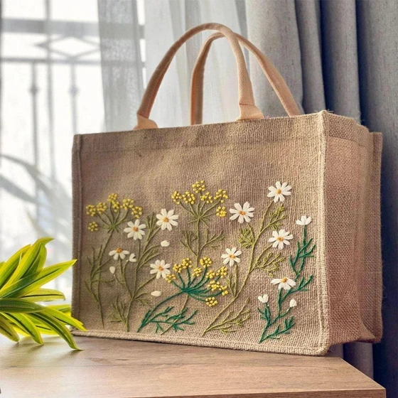 embroidered-jute-pouch-bags-2.webp