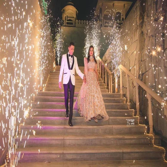 stage-fireworks-wedding-2.webp