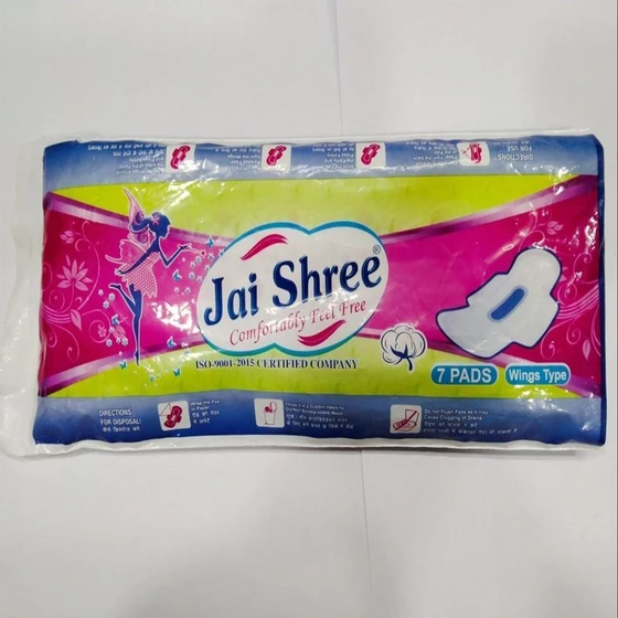 pads-ladies-sanitary-2.webp