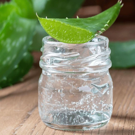 natural-aloe-vera-gel-2.webp