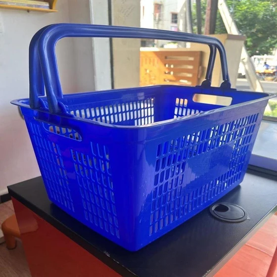 shopping-plastic-basket-1.webp
