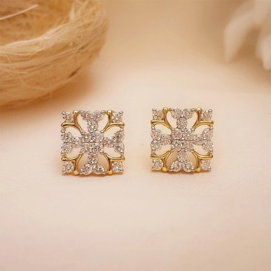 diamond-gold-earrings-2.webp