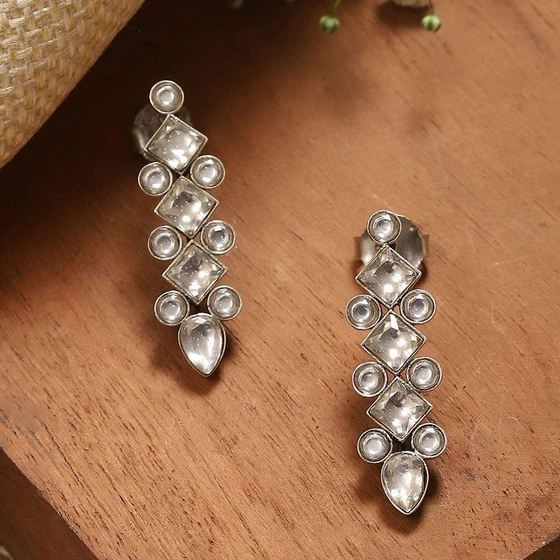 silver-sterling-earrings-2.webp