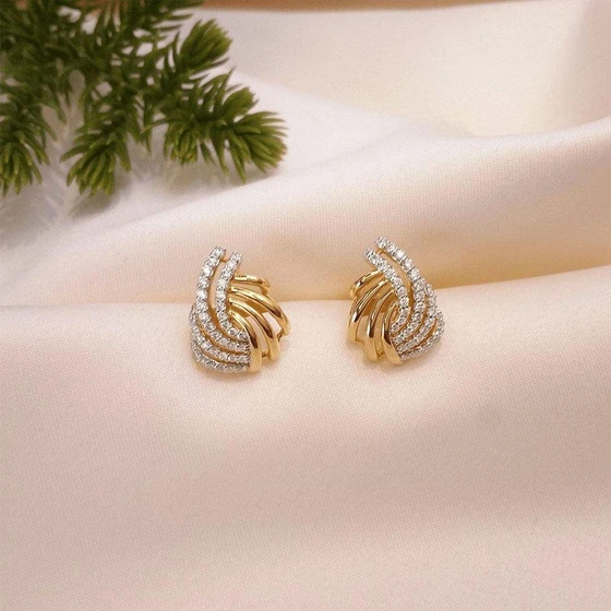ladies-diamond-earrings-2.webp
