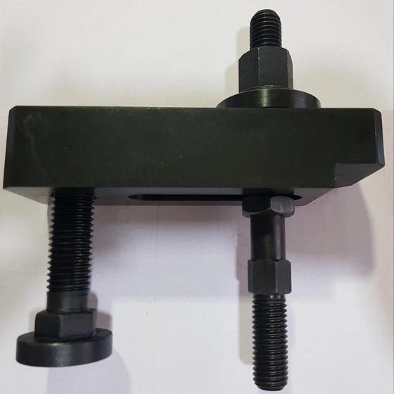 clamp-c-type-mold-2.webp